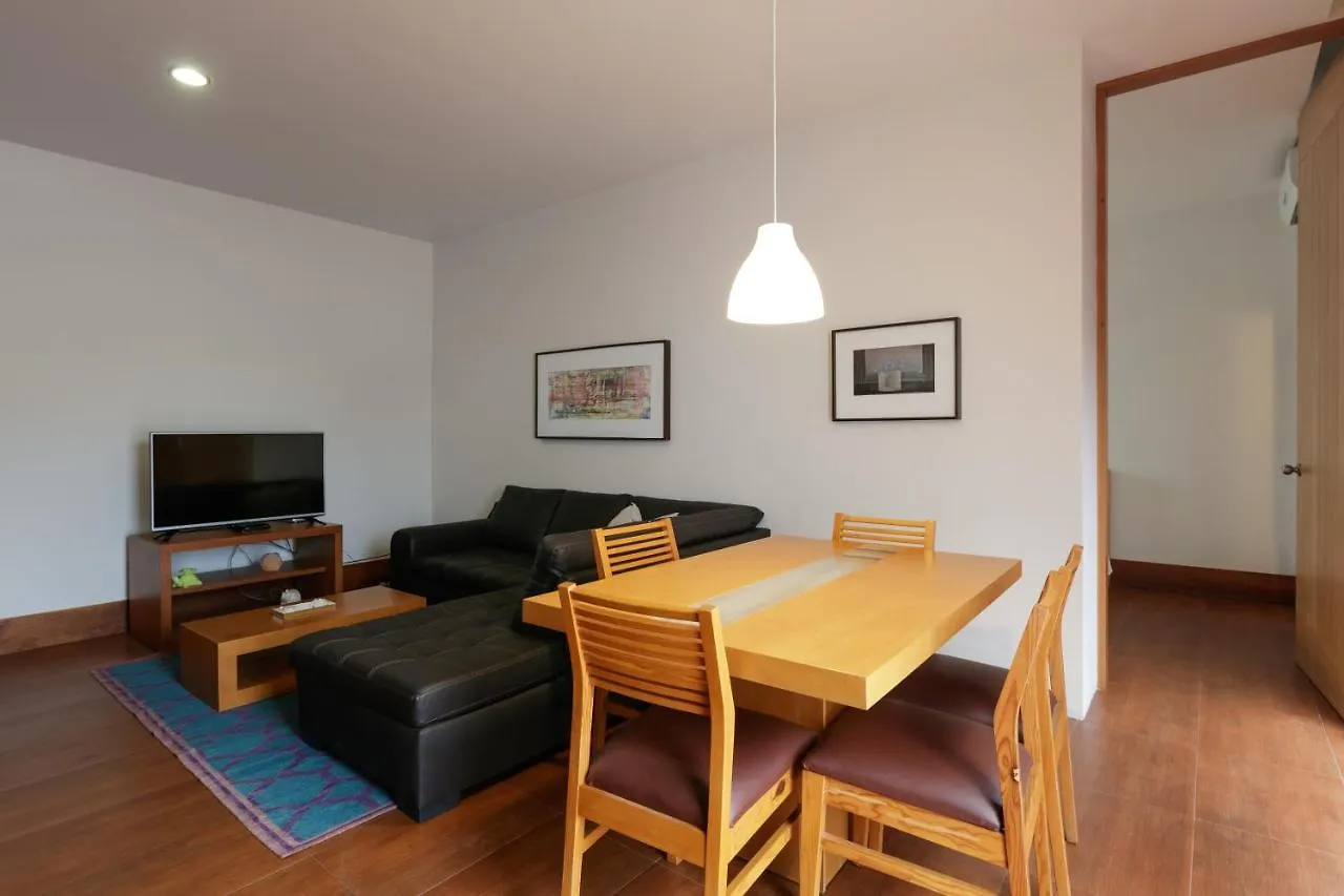 Apartamentos West End Guadalajara Aparthotel