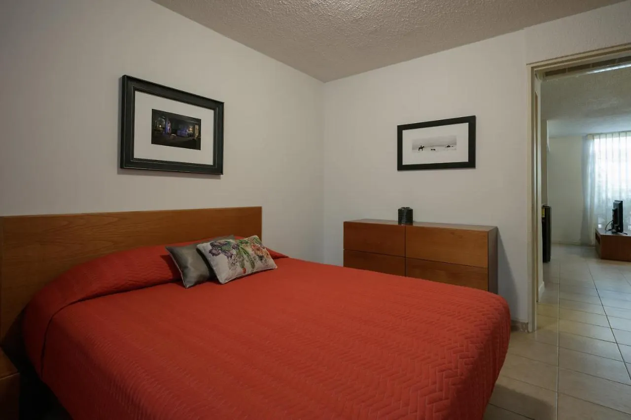 Aparthotel Apartamentos West End Guadalajara